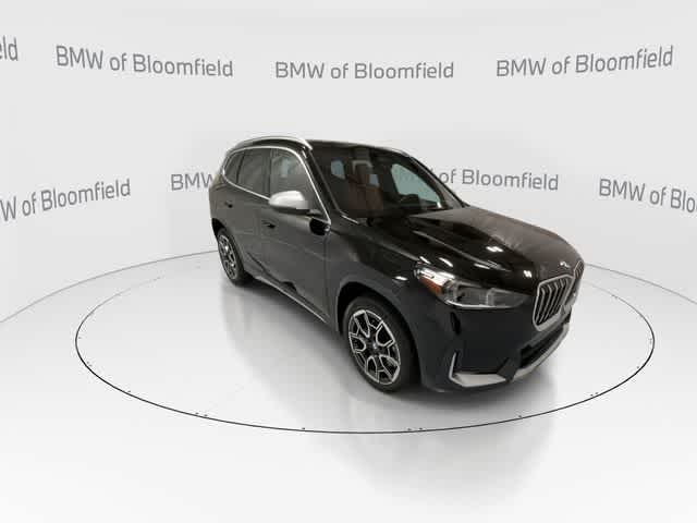 Thumbnail: 2023 BMW X1 - 3