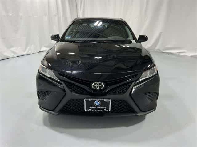 Thumbnail: 2018 Toyota Camry - 16