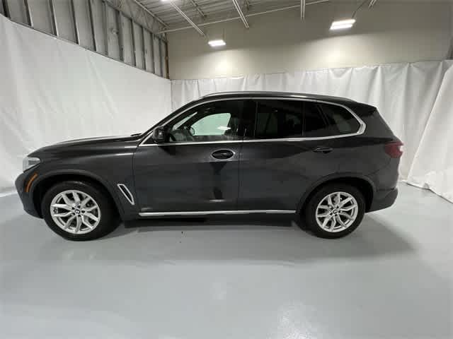 Thumbnail: 2022 BMW X5 - 11