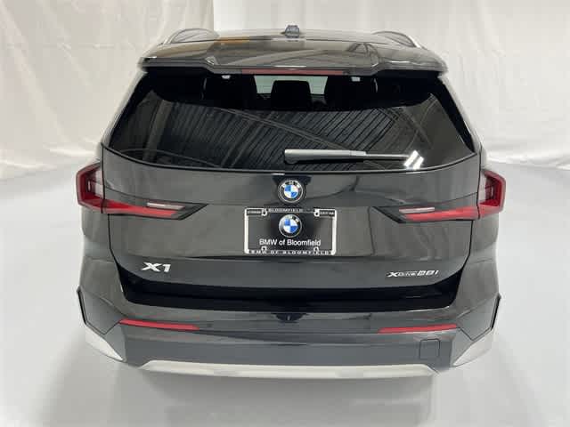 Thumbnail: 2025 BMW X1 - 13