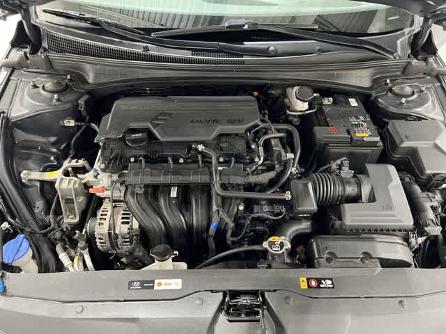 Thumbnail: 2023 Hyundai Elantra - 19