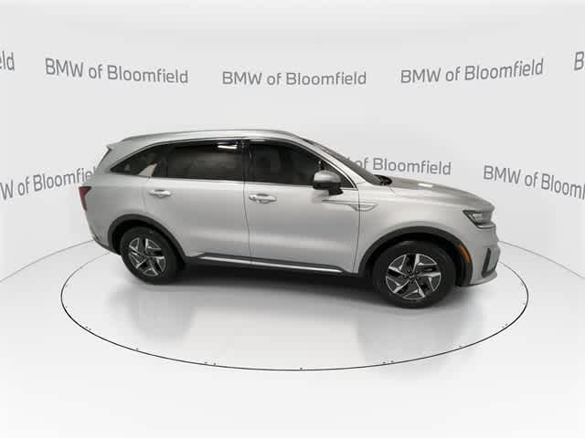 Thumbnail: 2021 Kia Sorento - 9