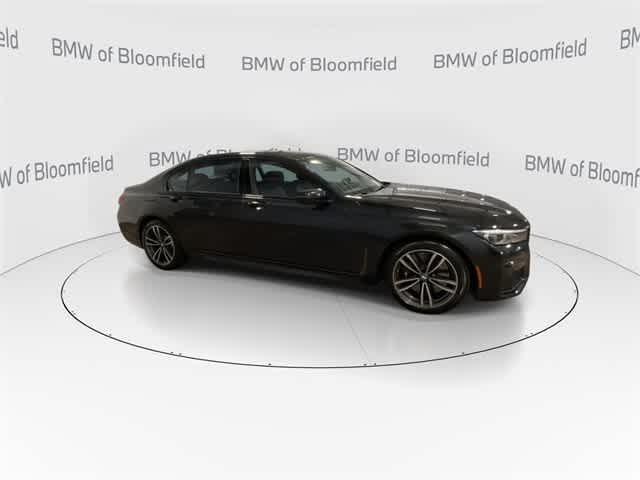 Thumbnail: 2022 BMW 7 Series - 9