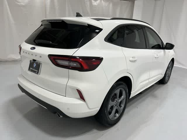 Thumbnail: 2023 Ford Escape - 14