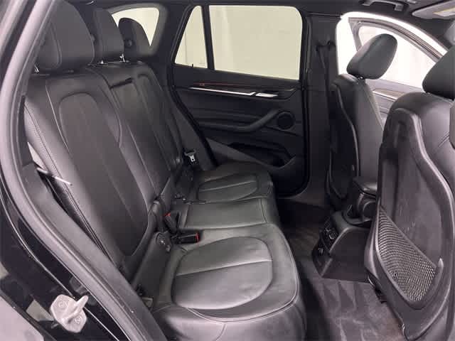 Thumbnail: 2016 BMW X1 - 25