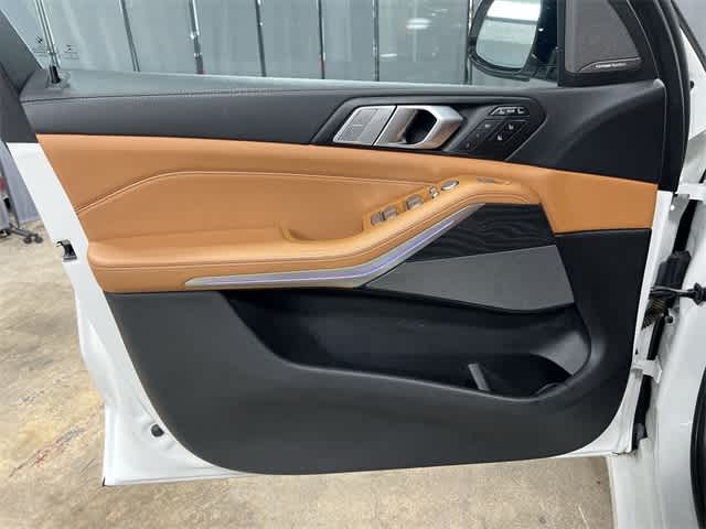 2020 BMW X7 xDrive40i 36
