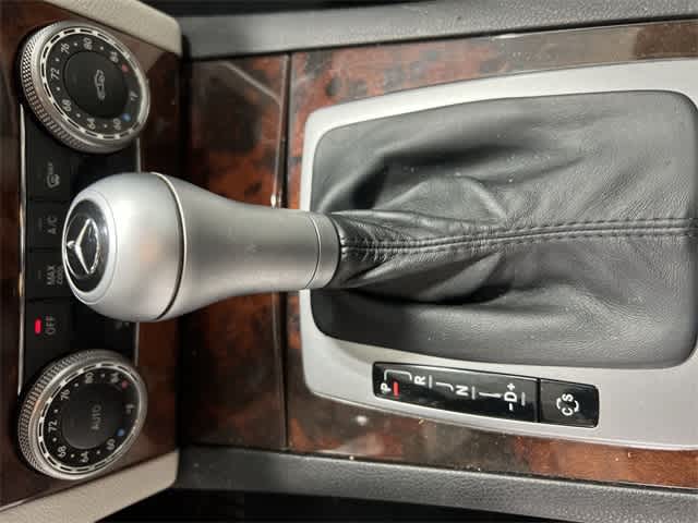 Thumbnail: 2010 Mercedes-Benz C-Class - 29