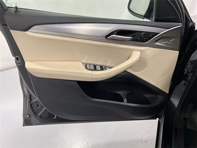 Thumbnail: 2023 BMW X4 - 35