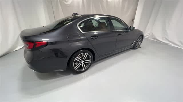Thumbnail: 2022 BMW 5 Series - 8