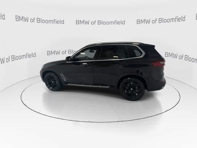 Thumbnail: 2022 BMW X5 - 5