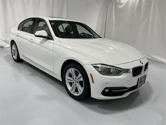 Thumbnail: 2018 BMW 3 Series - 15