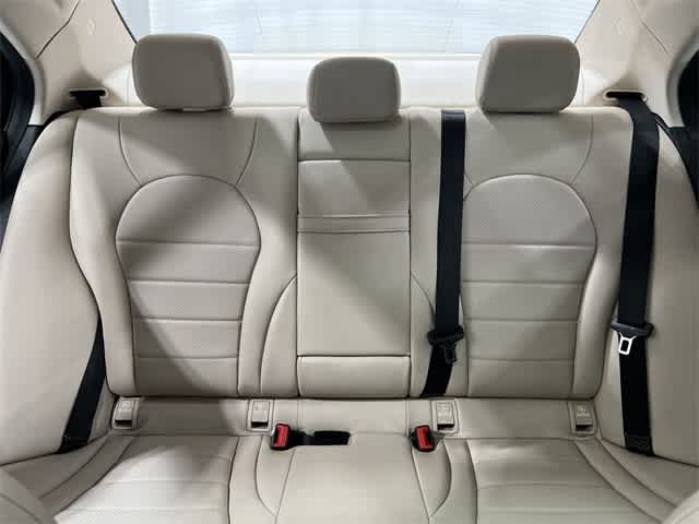 Thumbnail: 2016 Mercedes-Benz C-Class - 22