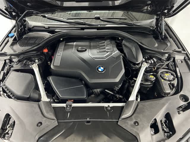 Thumbnail: 2022 BMW 5 Series - 19