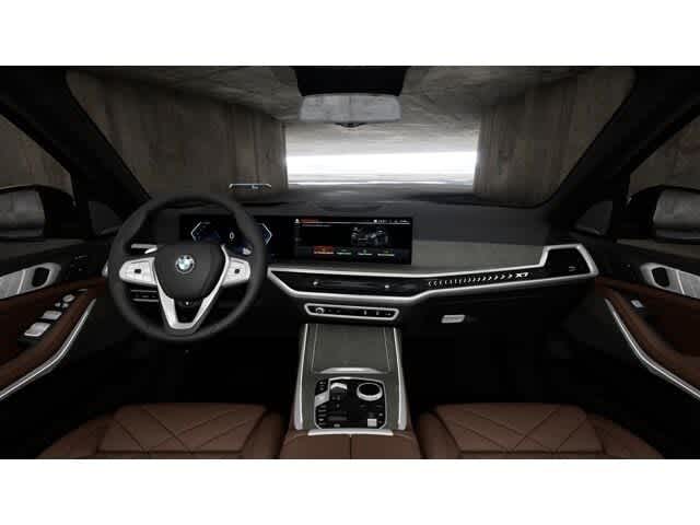Thumbnail: 2026 BMW X7 - 10