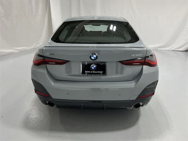 Thumbnail: 2023 BMW 4 Series - 13