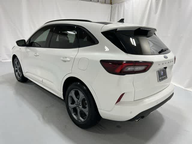 Thumbnail: 2023 Ford Escape - 12