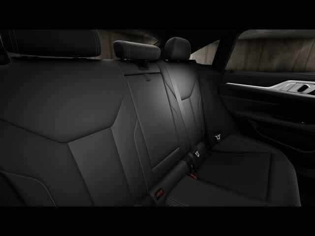 Thumbnail: 2025 BMW i4 - 12