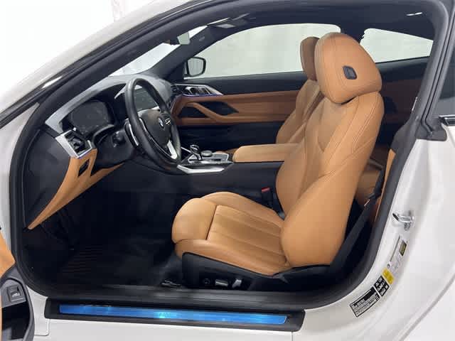 Thumbnail: 2022 BMW 4 Series - 10