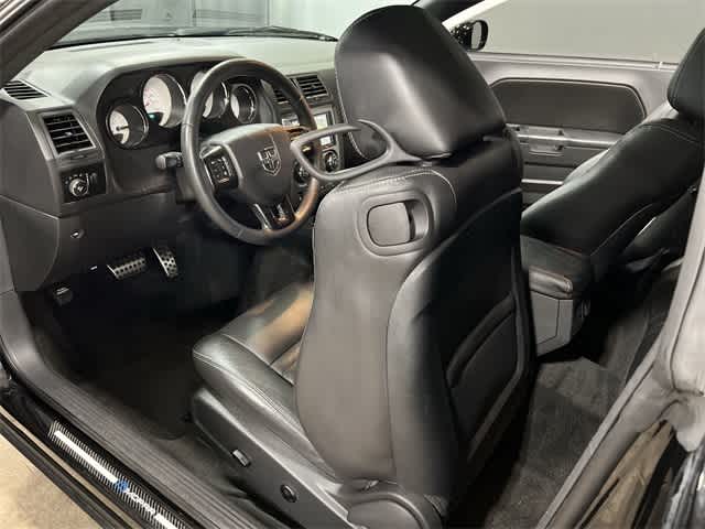 Thumbnail: 2012 Dodge Challenger - 25