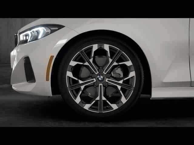Thumbnail: 2025 BMW 3 Series - 7