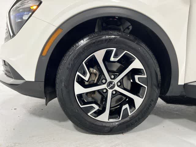 Thumbnail: 2023 Kia Sportage - 18
