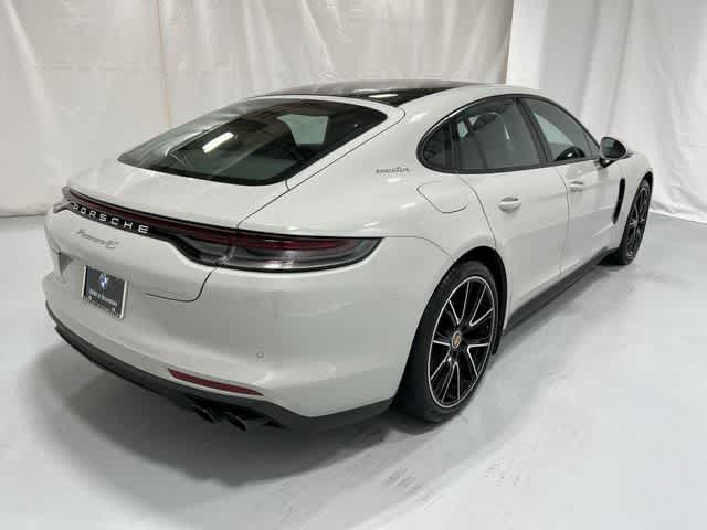 Thumbnail: 2022 Porsche Panamera - 14