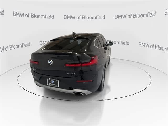 Thumbnail: 2025 BMW X4 - 7