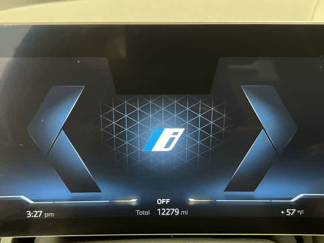 Thumbnail: 2023 BMW iX - 30