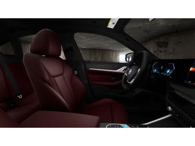 Thumbnail: 2025 BMW i4 - 9