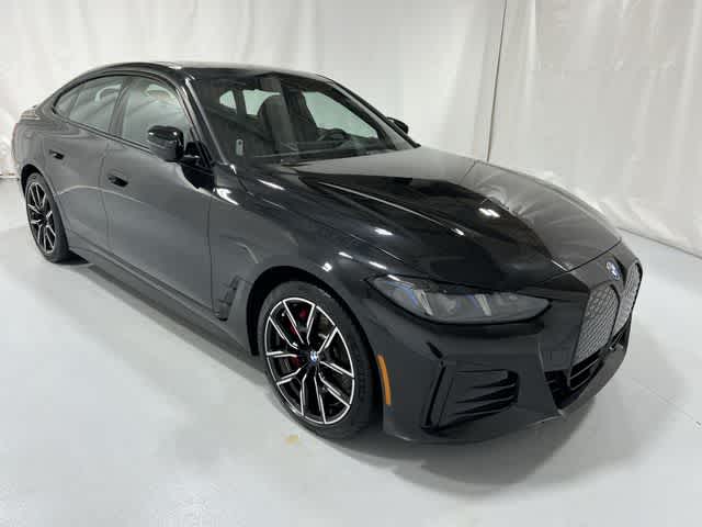 Thumbnail: 2025 BMW i4 - 15