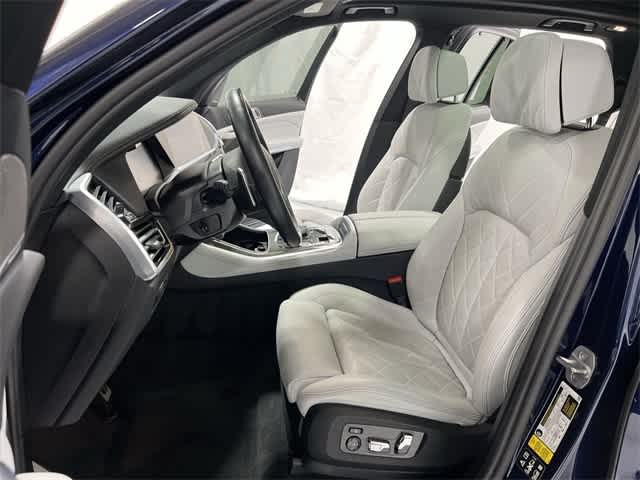 Thumbnail: 2023 BMW X5 - 21