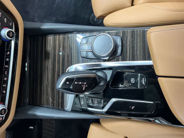 Thumbnail: 2023 BMW 5 Series - 30