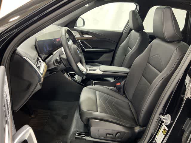 Thumbnail: 2025 BMW X1 - 21