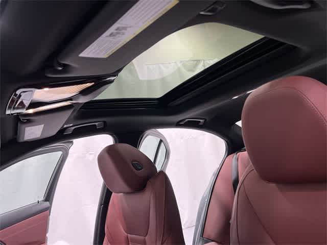 Thumbnail: 2023 BMW 3 Series - 23