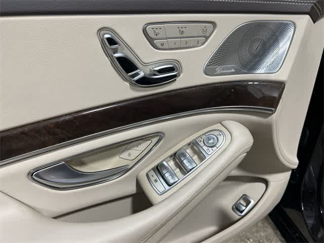 Thumbnail: 2019 Mercedes-Benz S-Class - 38