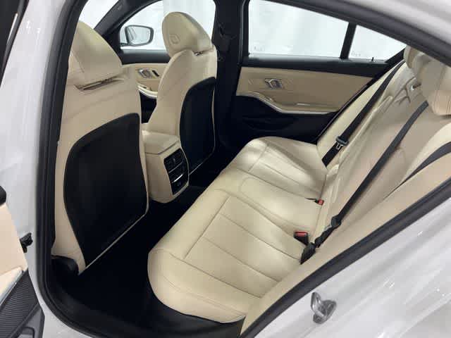 Thumbnail: 2025 BMW 3 Series - 23