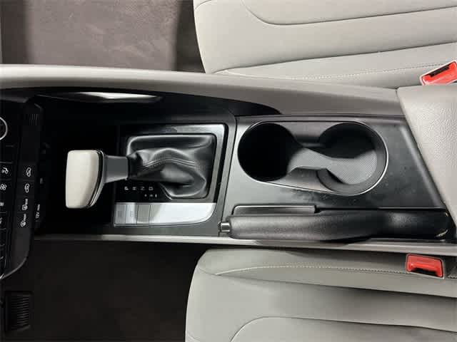 Thumbnail: 2023 Hyundai Elantra - 29