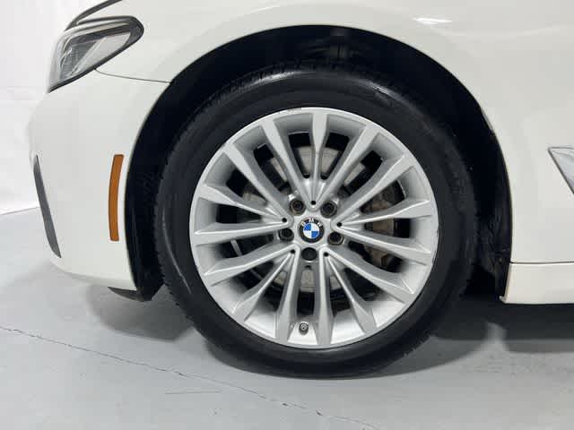 Thumbnail: 2023 BMW 5 Series - 18