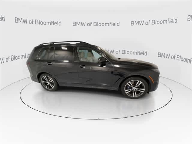 Thumbnail: 2023 BMW X7 - 9