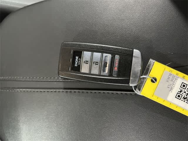 Thumbnail: 2016 Acura TLX - 33