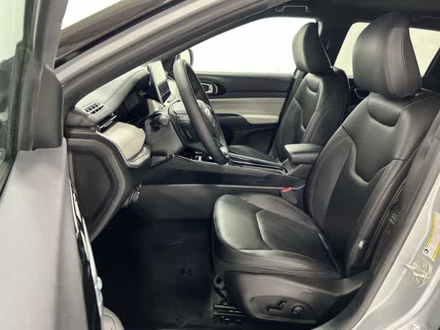 Thumbnail: 2024 Jeep Compass - 22