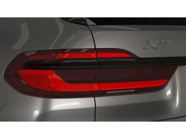 Thumbnail: 2026 BMW X7 - 8