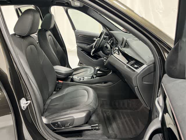 Thumbnail: 2017 BMW X1 - 26