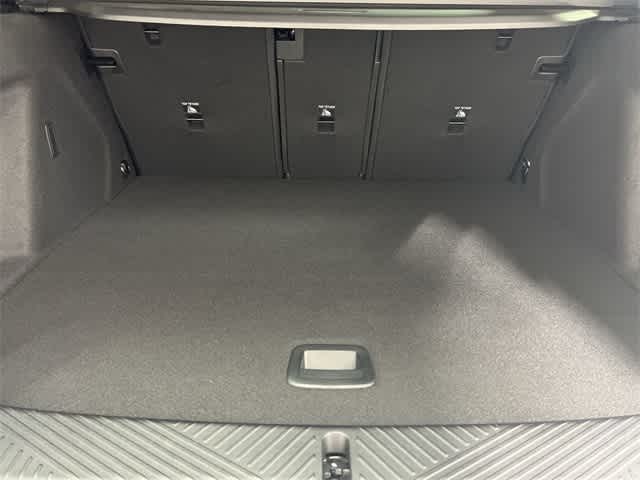 Thumbnail: 2025 BMW X3 - 32