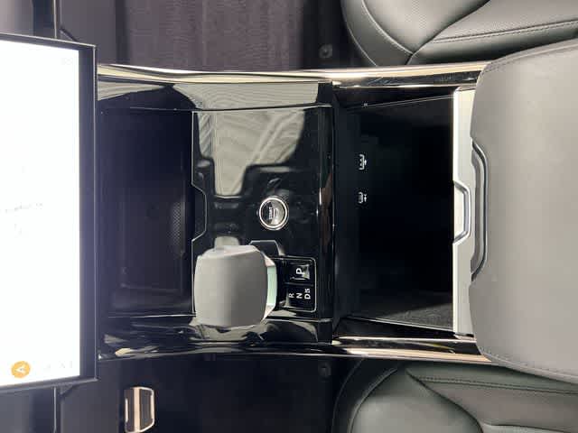 Thumbnail: 2024 Land Rover Range Rover Sport - 31