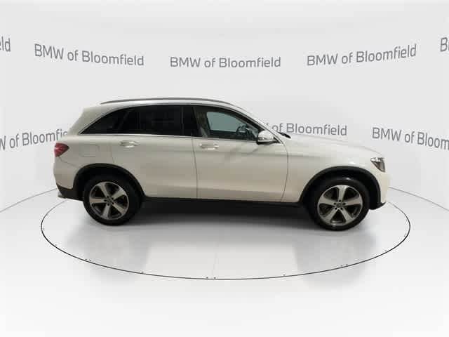 Thumbnail: 2017 Mercedes-Benz GLC - 9