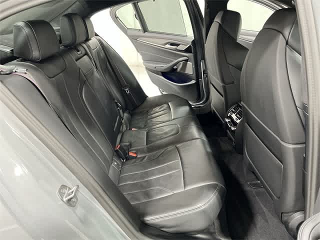 Thumbnail: 2023 BMW M5 - 24