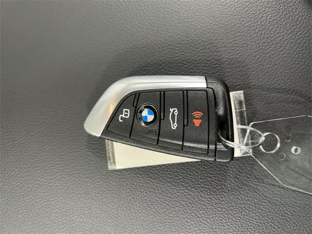 Thumbnail: 2025 BMW X4 - 33