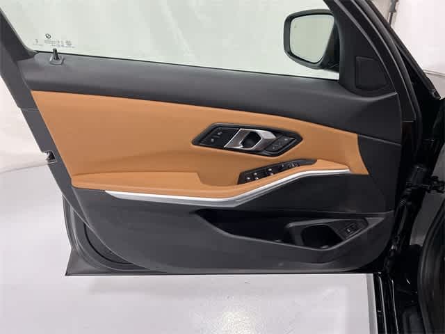 Thumbnail: 2025 BMW 3 Series - 35