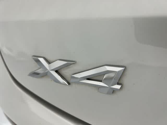 Thumbnail: 2022 BMW X4 - 18